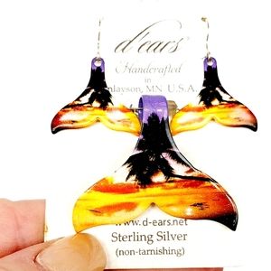 D'Ears Whale Tail Earrings & Pendant SET